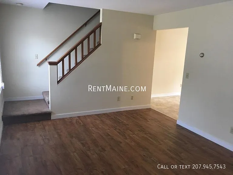 63 Valley View Ln #C — Photo 6