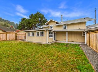 45 Davis St, Rio Dell, CA 95562