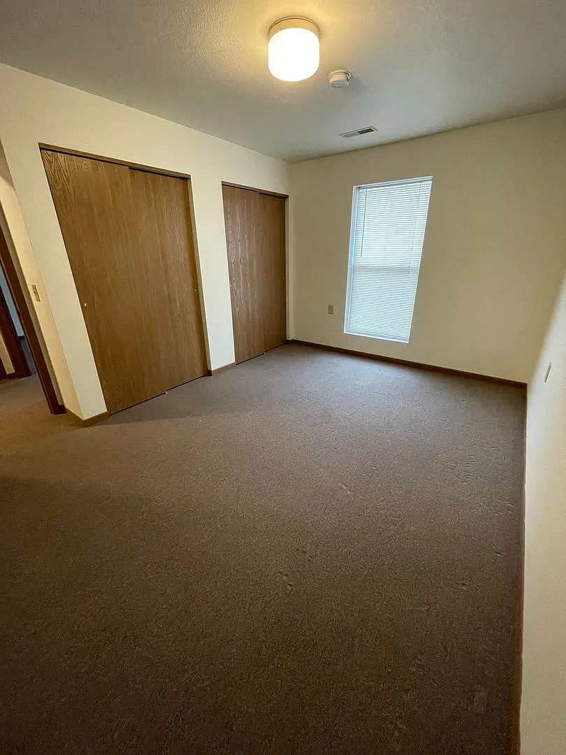 Eastern Townhomes — Photo 4