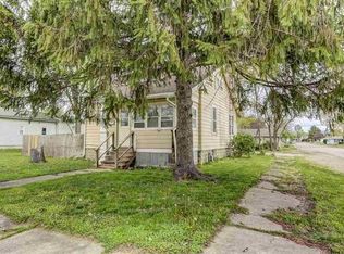 1130 Pekin St, Lincoln, IL 62656