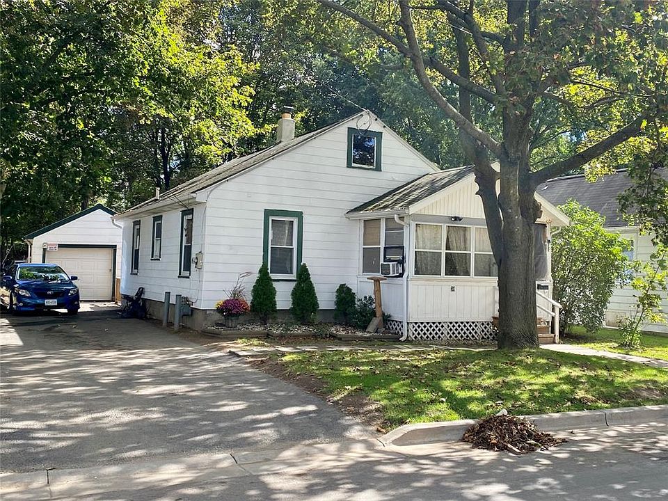 1st image of 38 N Brookside Ave