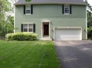 2624 Kashmiri Ave, McHenry, IL 60050