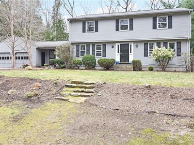 10 Cardinal Ln, East Greenwich, RI, 02818