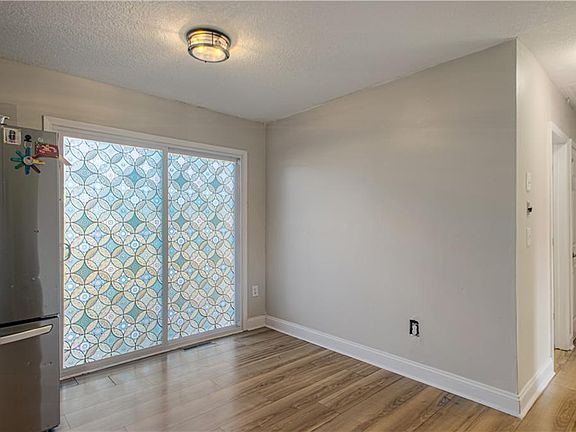 4th image of 5216 NE 57th St