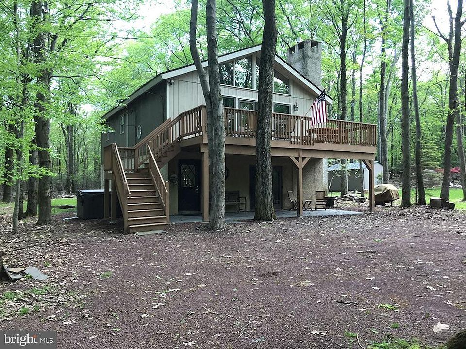1st image of 20 Wood St