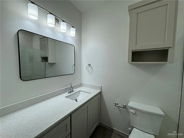 7802 N 58th St #3 — Photo 9