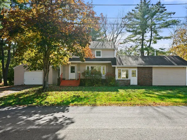 10 Charles Street, Orono, ME 04473