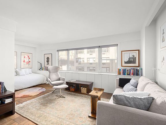 2nd image of 333 E 66th St APT 10C