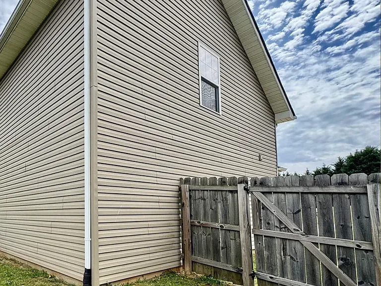 1203 Elsborn Ridge Rd — Photo 28