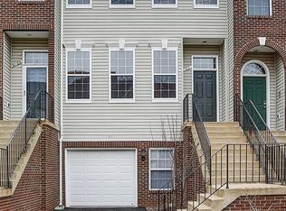 6107 Early Autumn Dr, Centreville, VA 20120