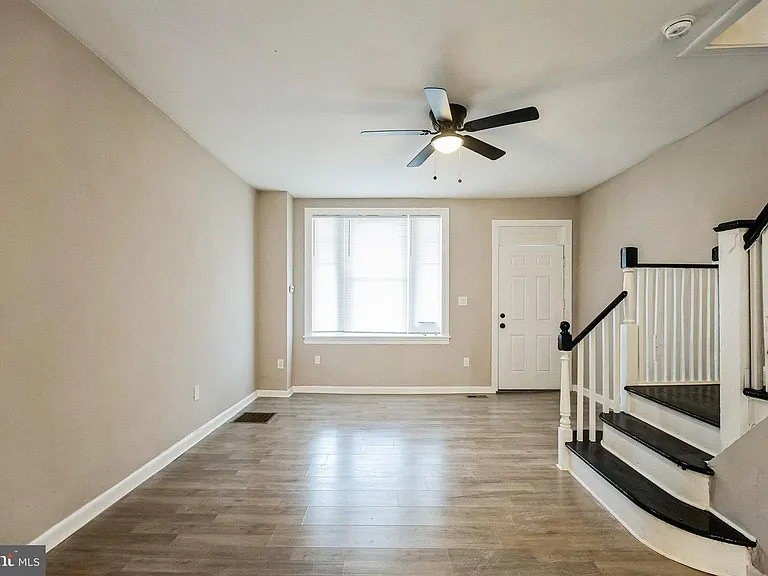 6905 Forrest Ave — Photo 5