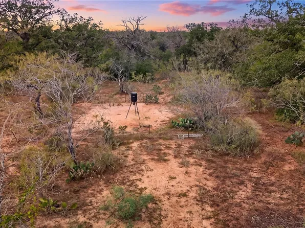 1184 County Road 482, Gonzales, TX 78629