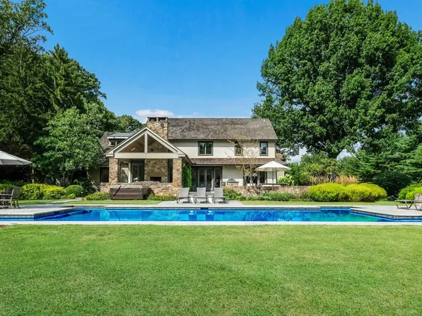 2970 Ash Mill Rd, Doylestown, PA 18902