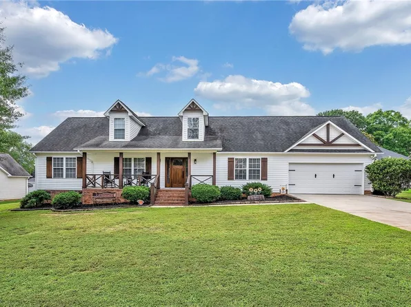 106 Amberwood Dr, Anderson, SC 29621