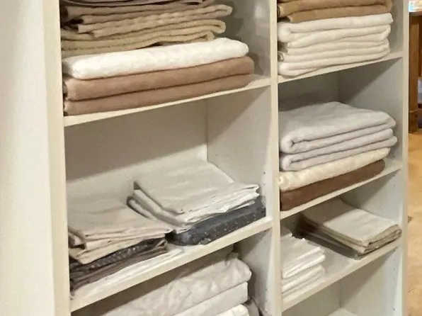 4813 Vine St #4, Cincinnati, OH 45217