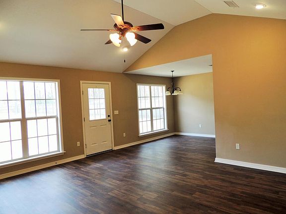5th image of 266 Lost Orchard Dr