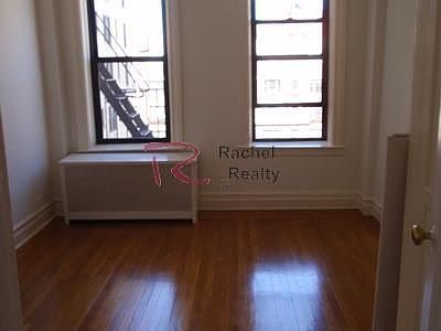 2nd image of 325 W 77th St APT 4C