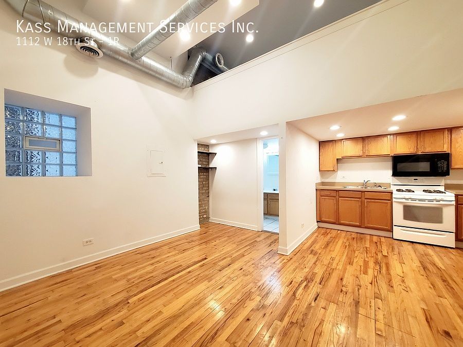 1st image of 1112 W 18th St #1R