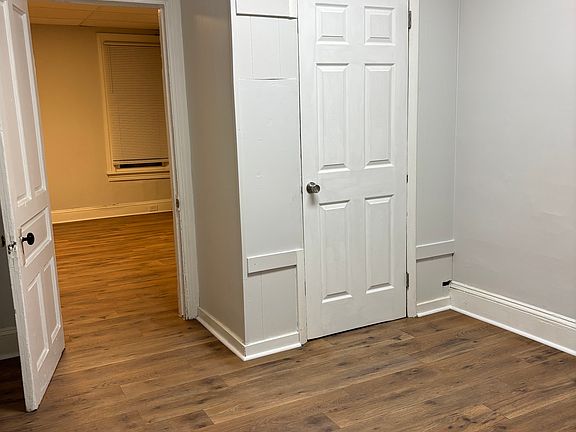 5th image of 624 Roosevelt Ave #1