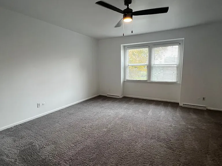 5313-5325 Territorial Rd — Photo 15