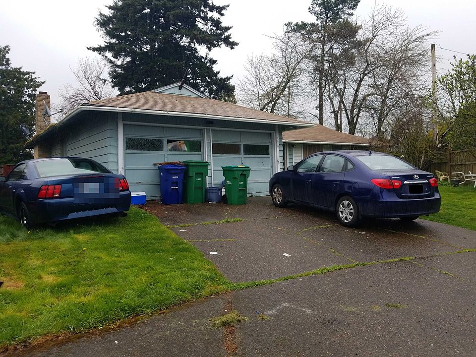 2nd image of 338 SE 236th Ct