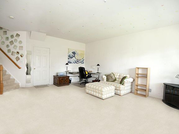 Ground Floor Unit