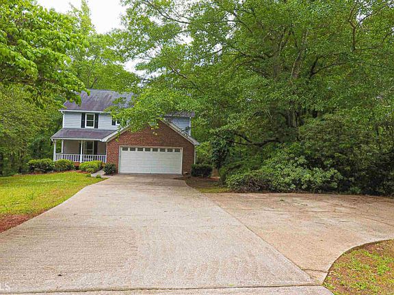 2nd image of 115 Emerald Dr