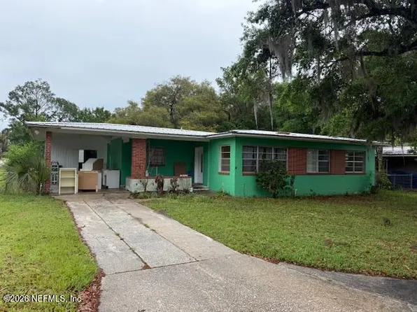 1001 CLEVELAND Avenue, Palatka, FL 32177