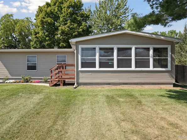 6524 Reilly Dr S, Gregory, MI 48137