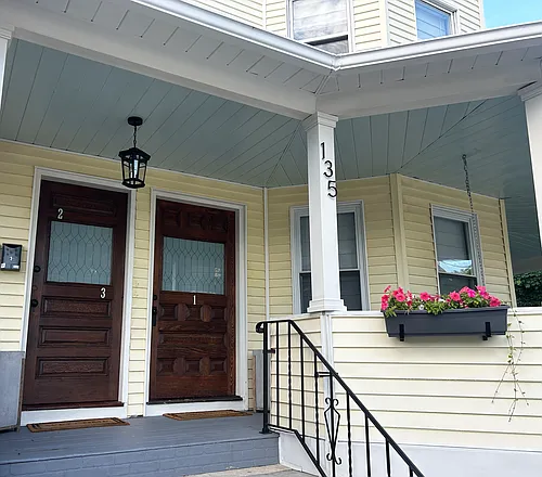 135 Grove St #1 Photo 1