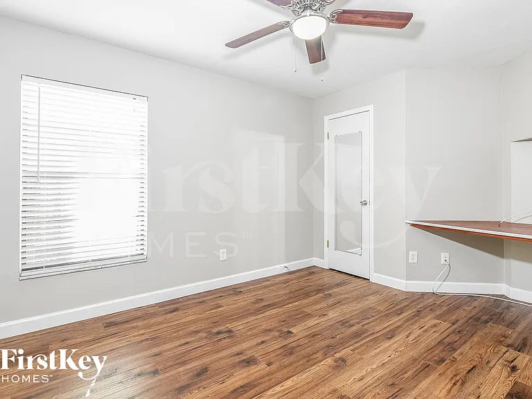 1003 Faircloth Ct — Photo 11