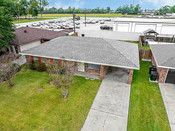 2nd image of 126 Kellie Dr
