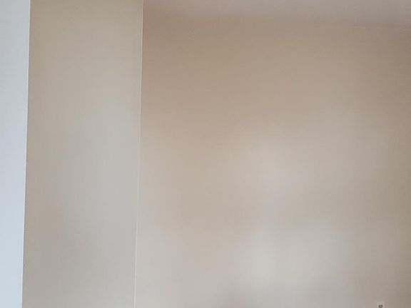 4th image of 138 S 6th Ave Floor 2