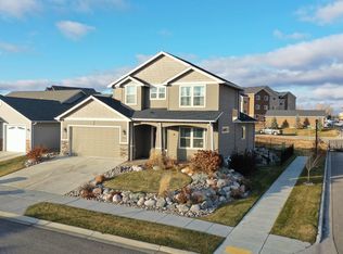 1902 Timbers St W, Williston, ND 58801