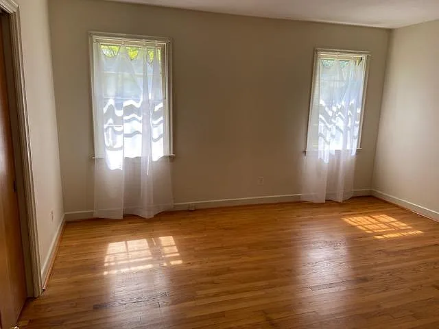 4820 Algonac Ave — Photo 3