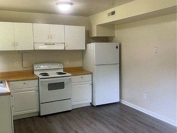 4th image of 1019 Liberty Ave #A
