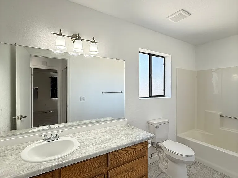 3340 Dolphin Dr — Photo 13