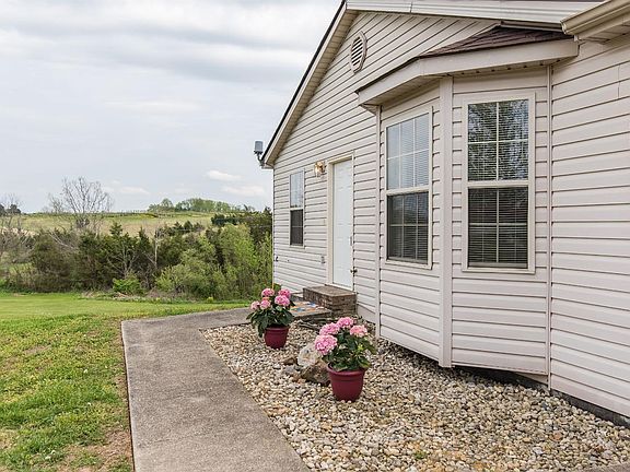 2nd image of 3009 Bell Ct