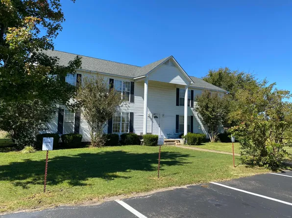 100 Murphy Rd #B1, Wildersville, TN 38388