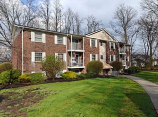 10760 Ravenna Rd APT 202, Twinsburg, OH 44087