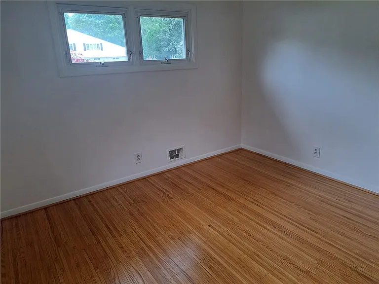 75 Woody Ln — Photo 20