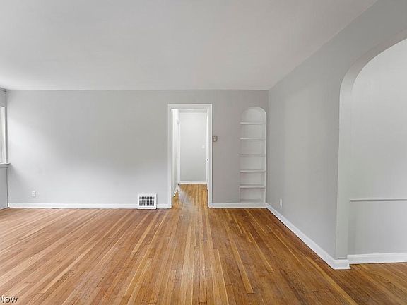 5th image of 16119 Judson Dr