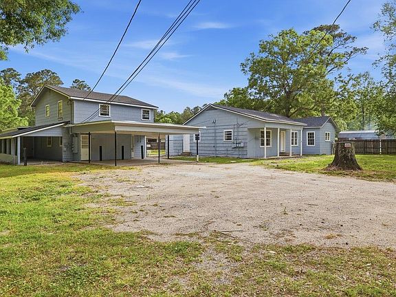 3rd image of 1098 Terry Rd