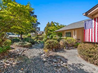 1032 Thelma Way, Grants Pass, OR 97527