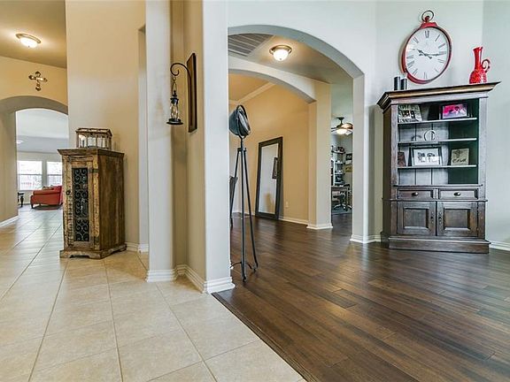 5th image of 2495 Waterstone Ln