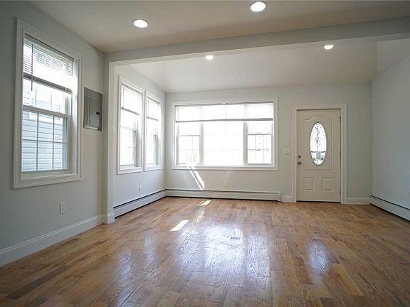 2nd image of 12347 146th St