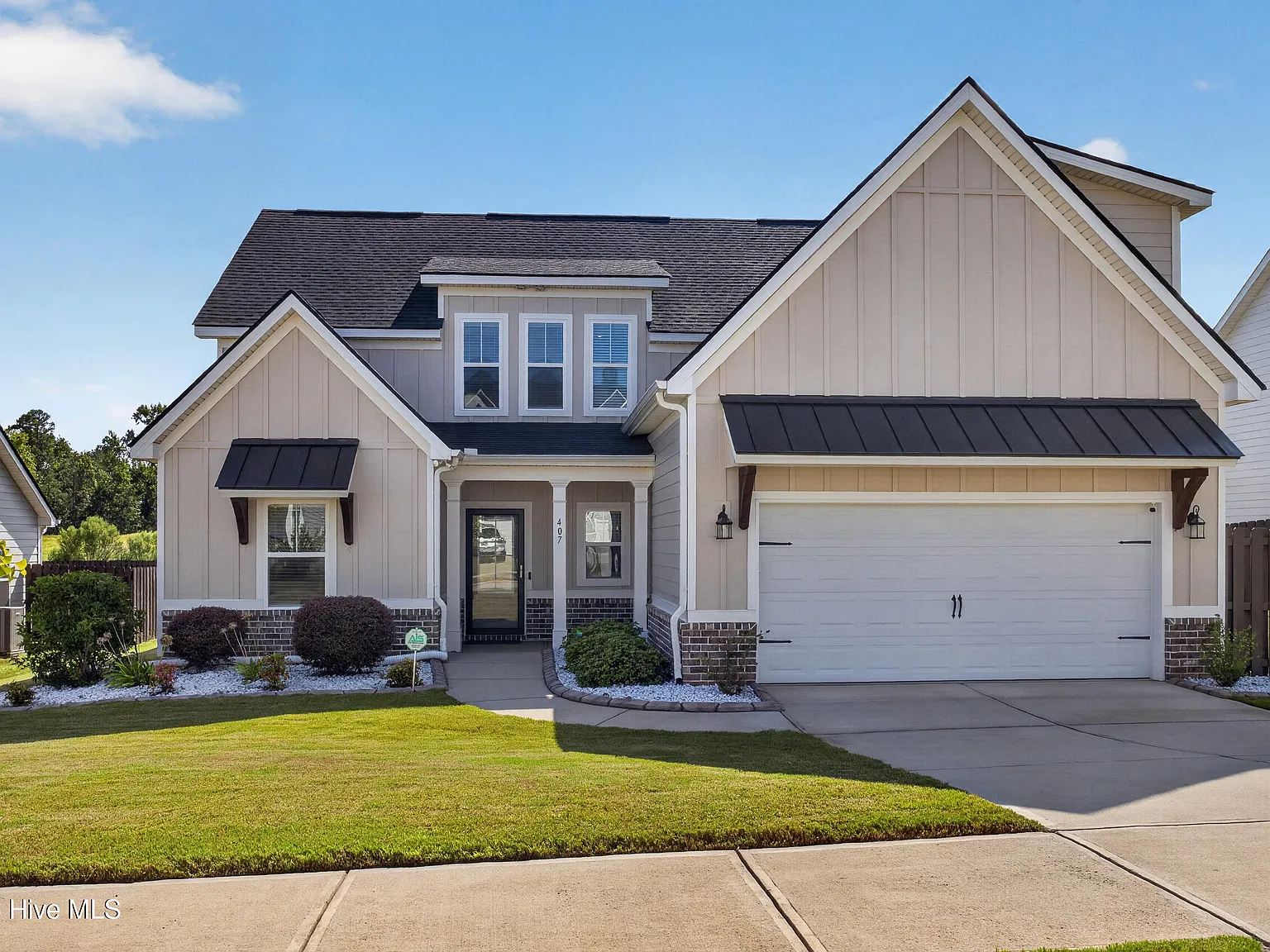 6 bed, 4.0 bath, 3172 sqft, $2,575 — Photo 1