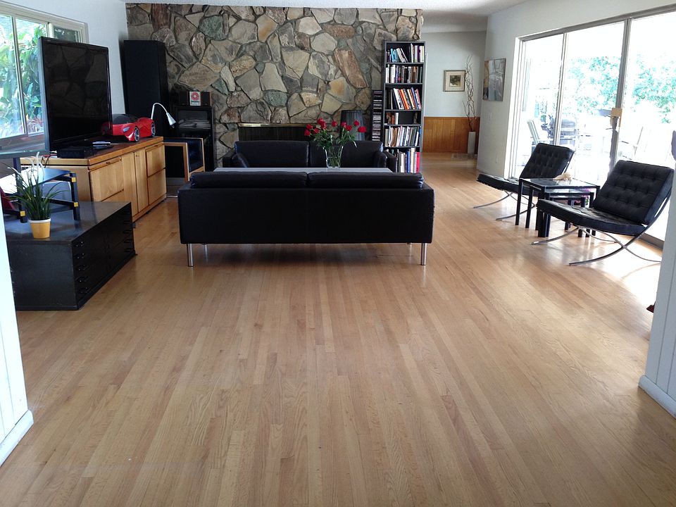 2nd image of 3355 Figueroa St