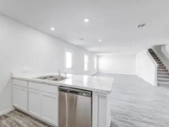 120 Sarah Ln, Milford, TX 76670