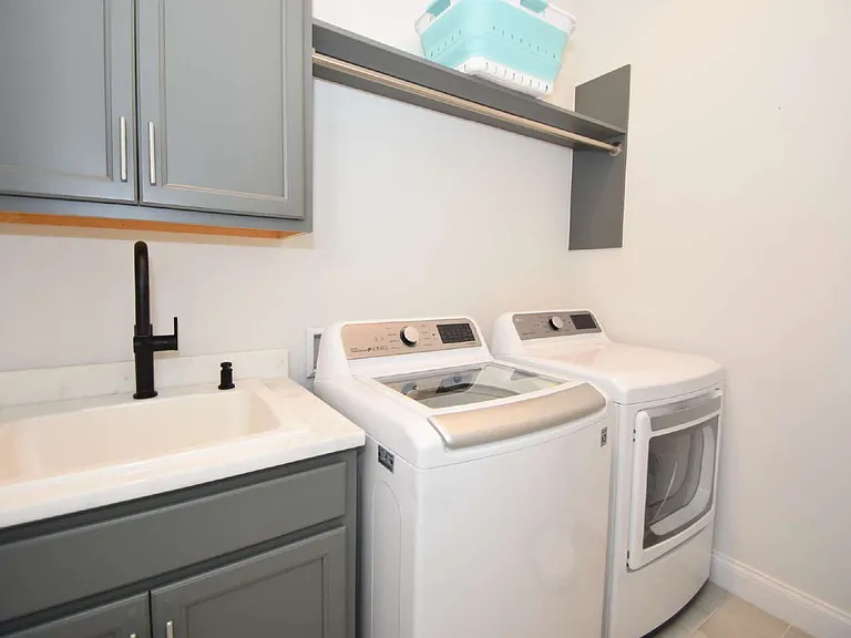114 Del Palma Dr — Photo 40